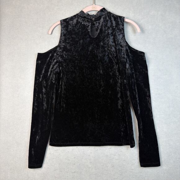 Mossimo Top Womens M Black Velvet Open Shoulder Whimsygoth Vampire Goth Eyelet - Picture 8 of 8
